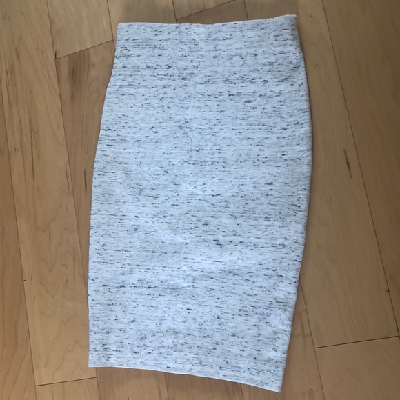 Wilfred Lis skirt - Picture 3 of 5